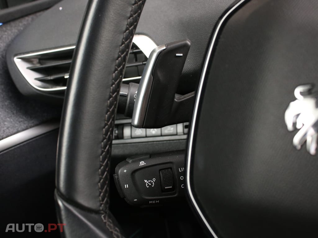 Peugeot 5008 1.2 PureTech Allure Pack EAT8