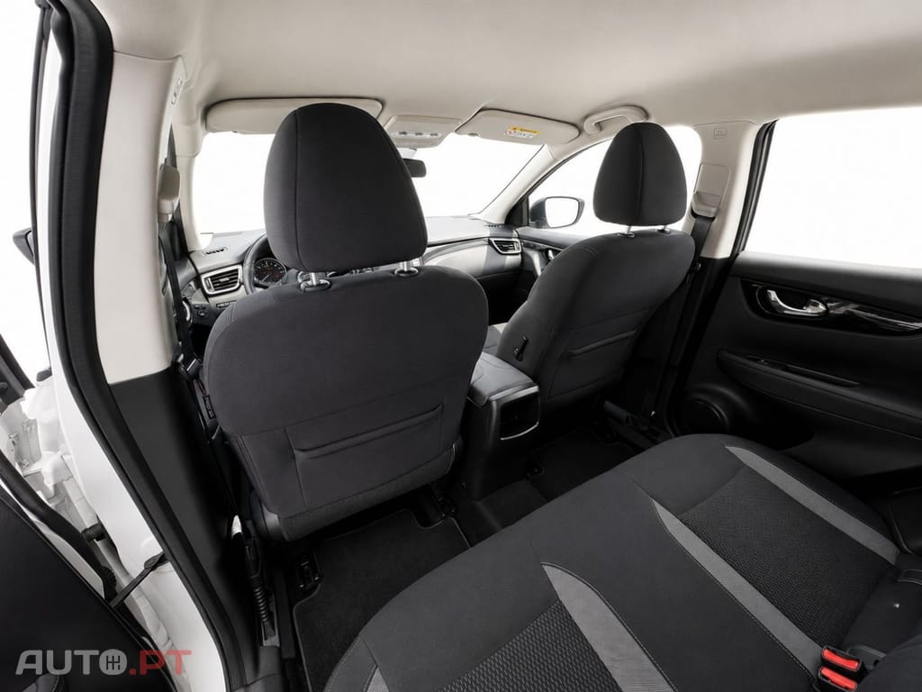 Nissan Qashqai 1.5 dCi N-Connecta