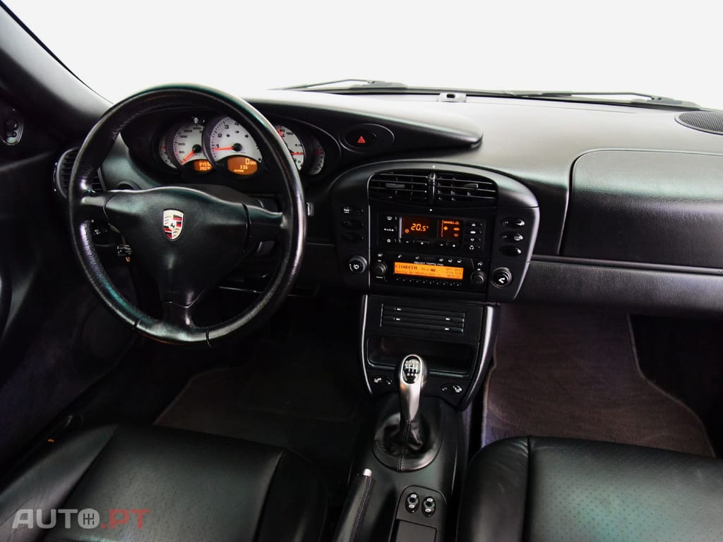 Porsche 996 CARRERA COUPE