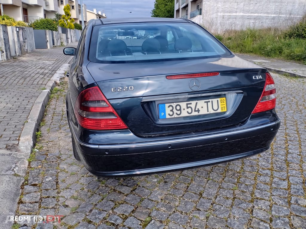 Mercedes-Benz E 220 Avantgarde
