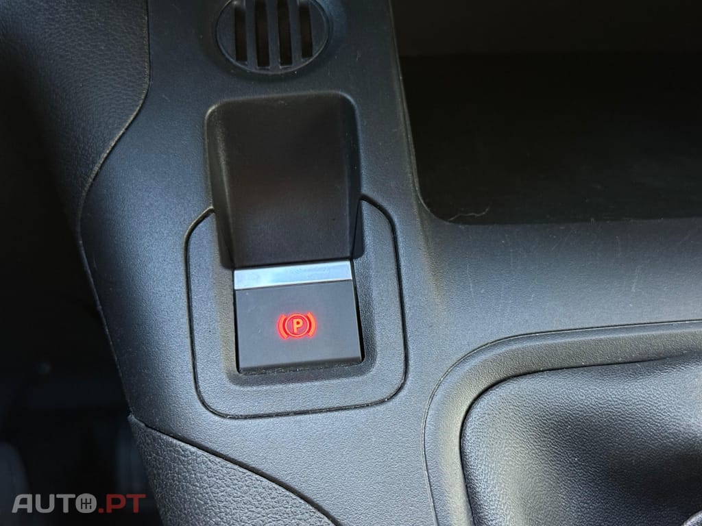 Peugeot Partner Outro