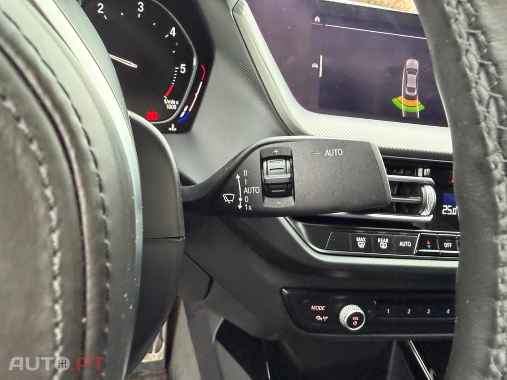 BMW 216 d Pack Desportivo M