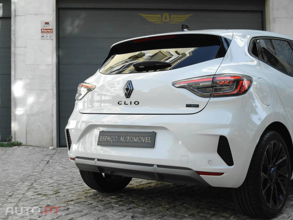 Renault Clio 1.6 E-Tech Full Hybrid Esprit Alpine