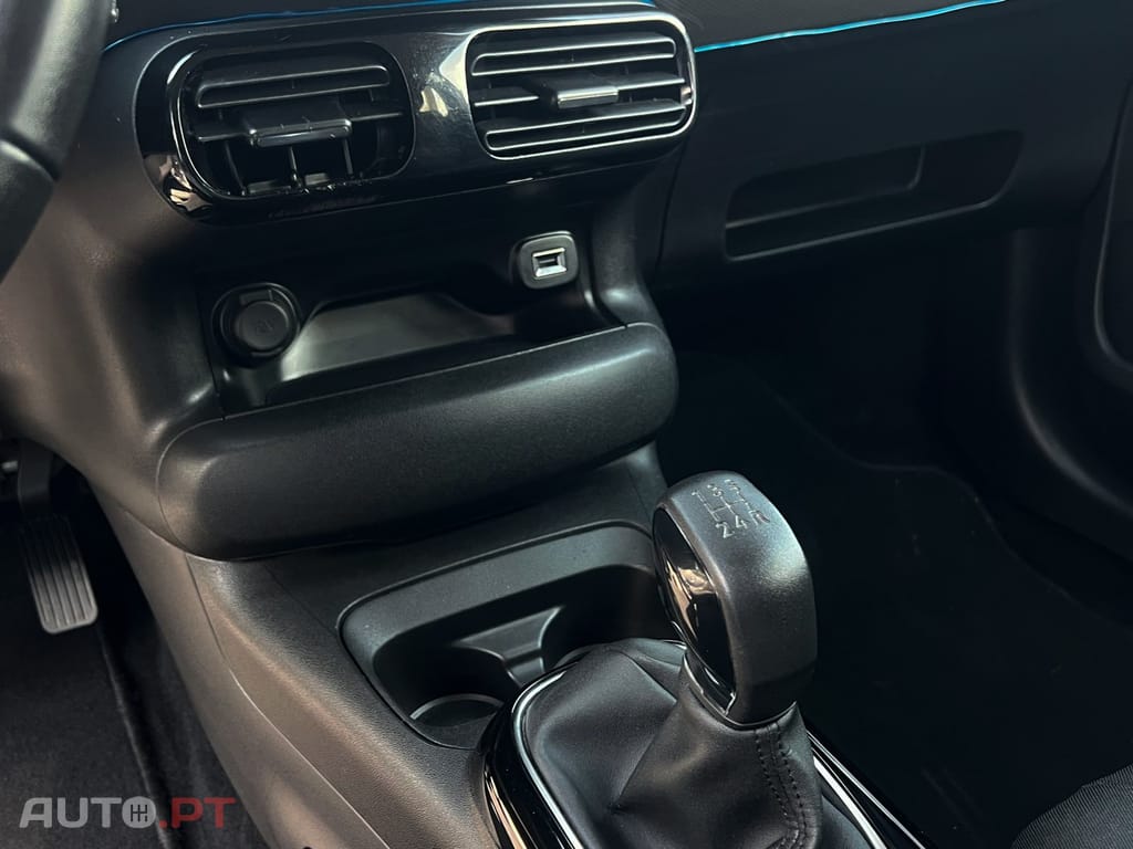 Citroen C4 Cactus SHINE 1.6 e-HDI