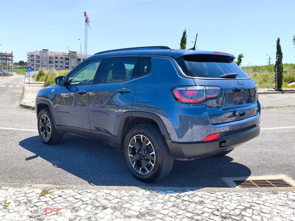 Jeep Compass 1.3 TG 4Xe Trailhawk