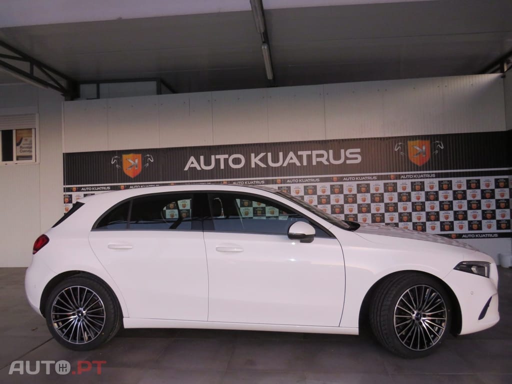 Mercedes-Benz A 180 Automático