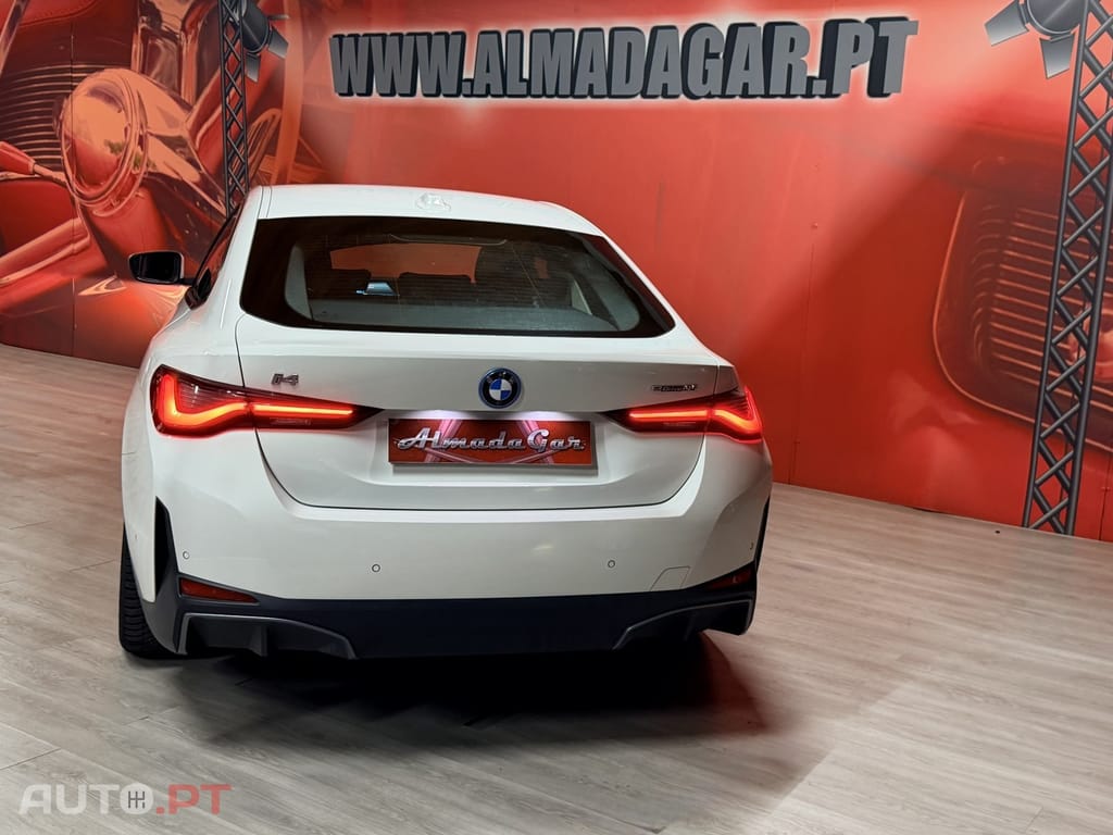 BMW i4 eDrive35 — fotografia 4