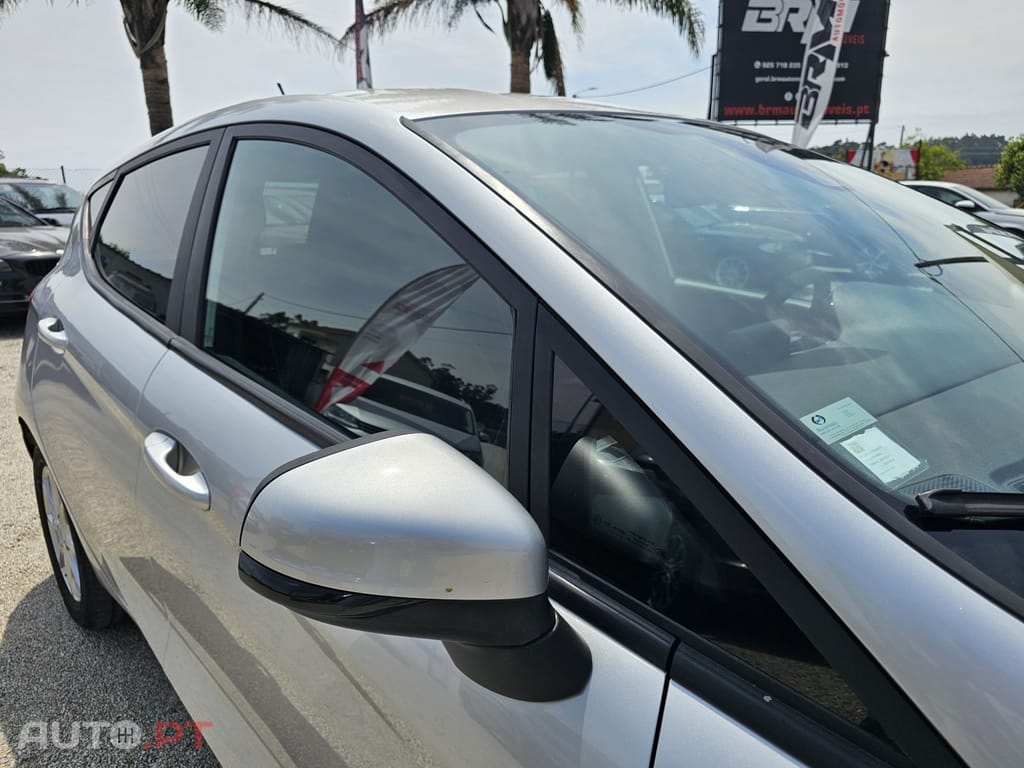 Ford Fiesta 1.1 Ti-VCT Business