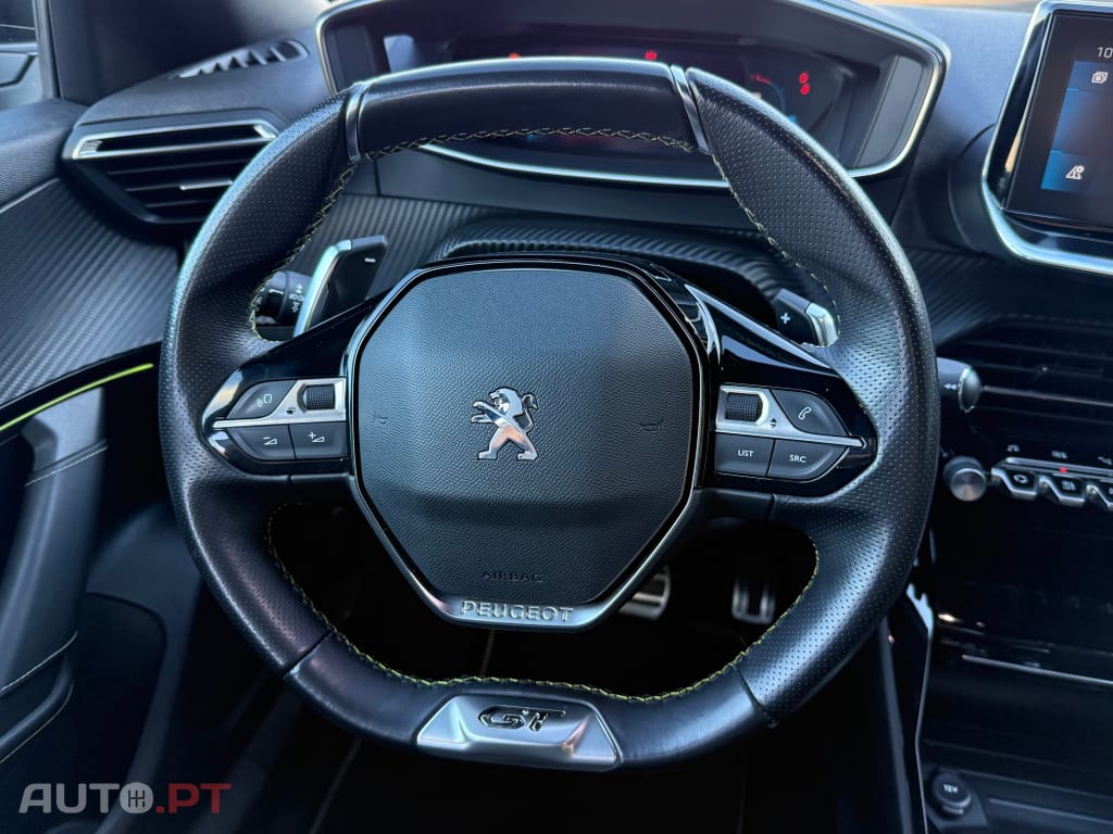 Peugeot 2008 1.2 PureTech GT Line EAT8