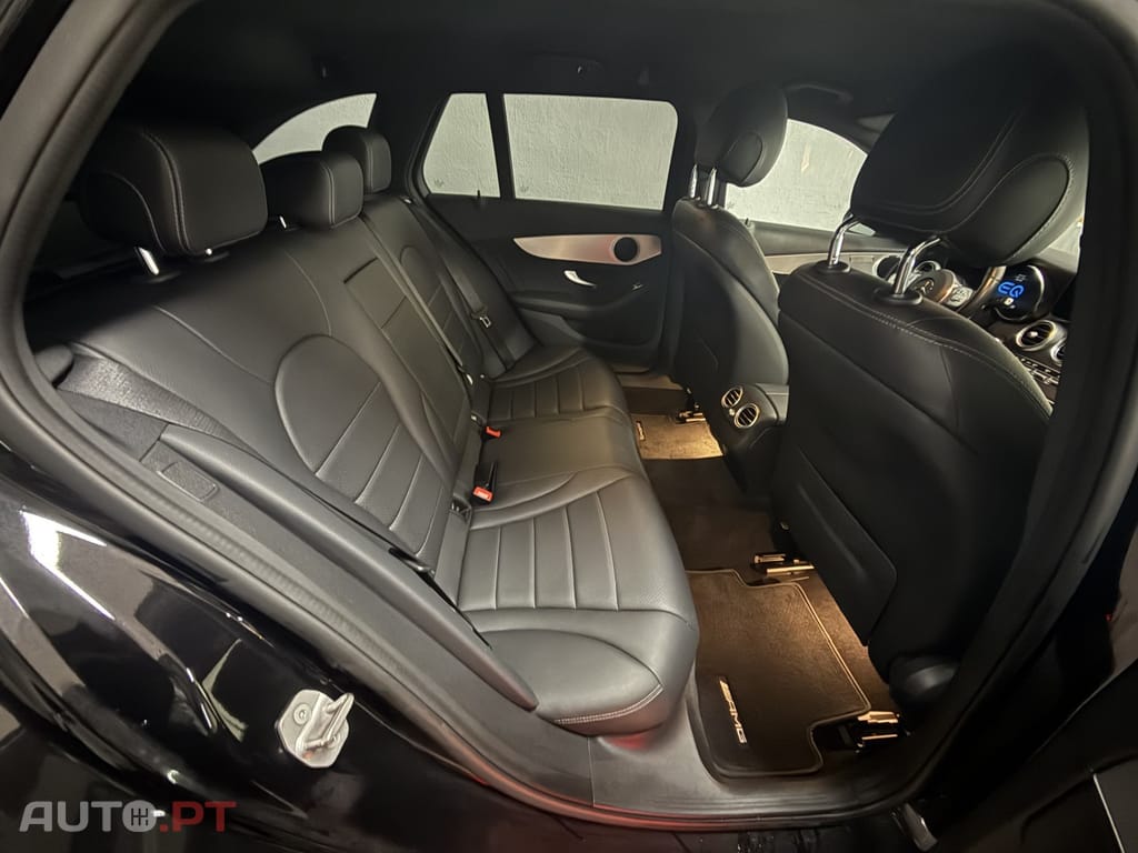 Mercedes-Benz C 300 de AMG Line