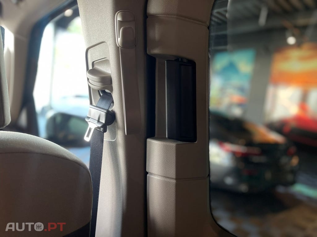 Volkswagen Multivan 2.0 TDI BM Comfortline DSG