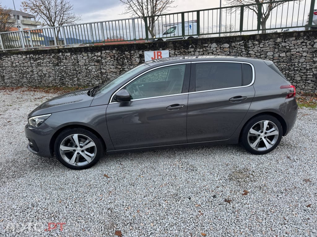 Peugeot 308 PureTech 110 Stop & Start Allure
