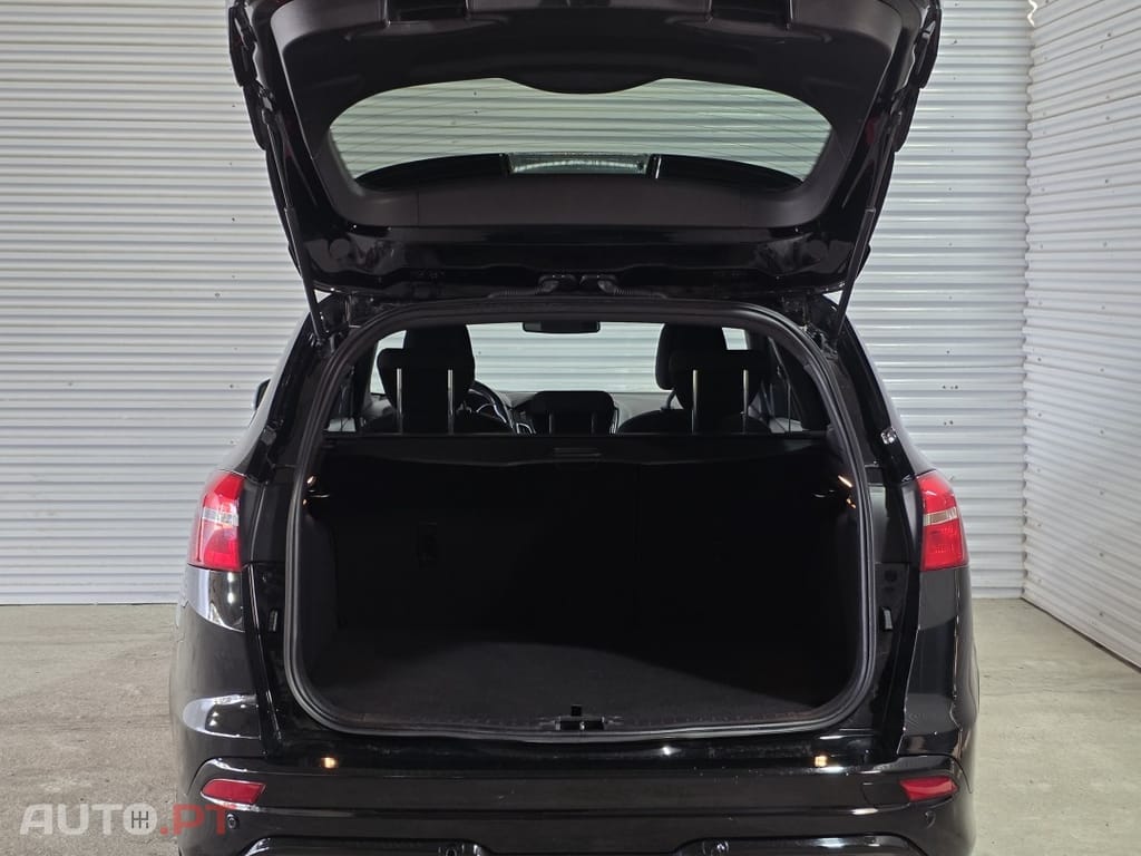 Ford Focus SW 1.5 TDCi EcoBlue ST-Line