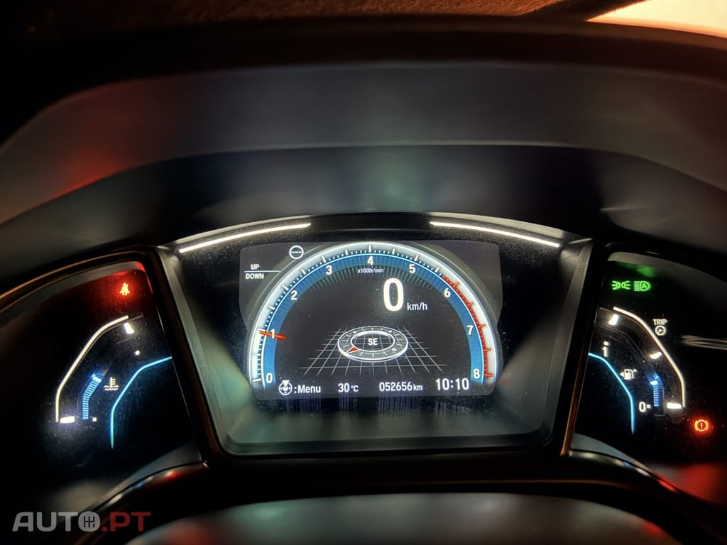 Honda Civic 1.0 i-VTEC Elegance Navi