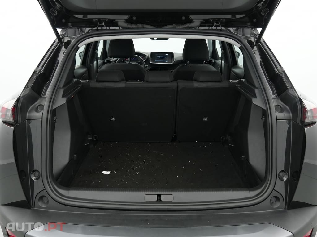 Peugeot 2008 1.2 Hybrid e-DCS6 Style