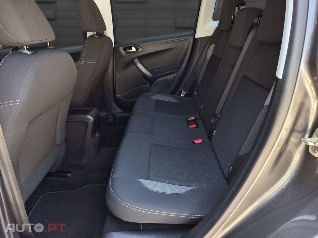 Peugeot 2008 1.2 PureTech Style