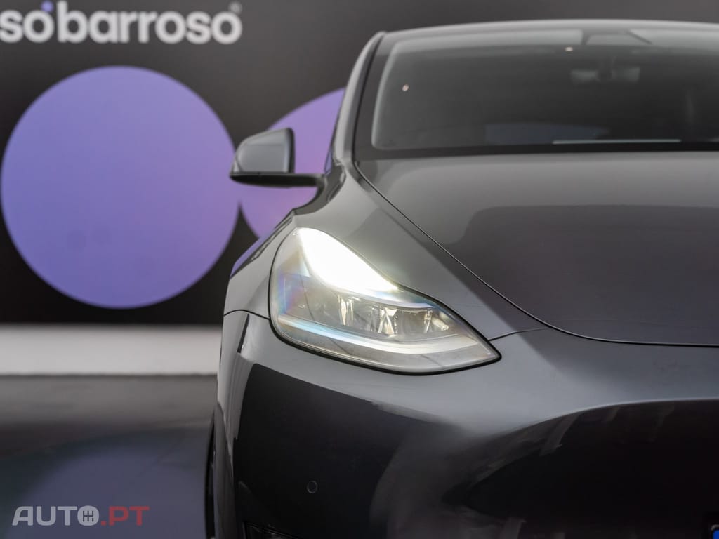 Tesla Model Y Long Range Tração Integral