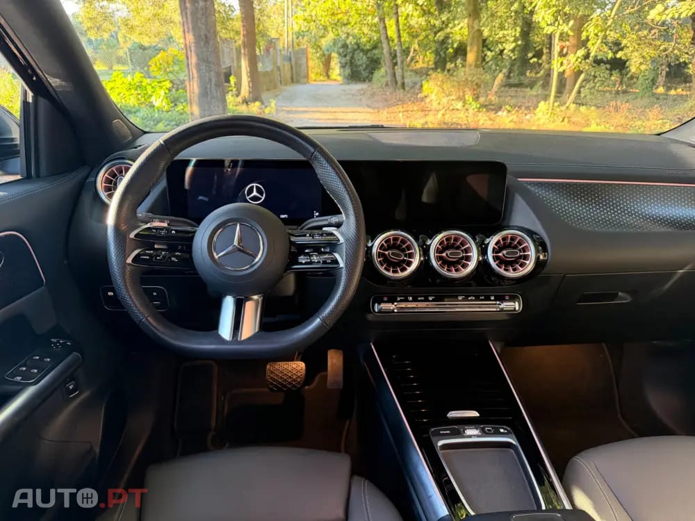Mercedes-Benz EQA 300 4Matic AMG Line