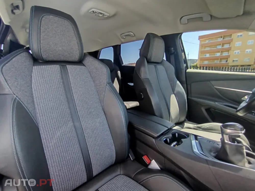 Peugeot 5008 1.2 PureTech Allure Pack