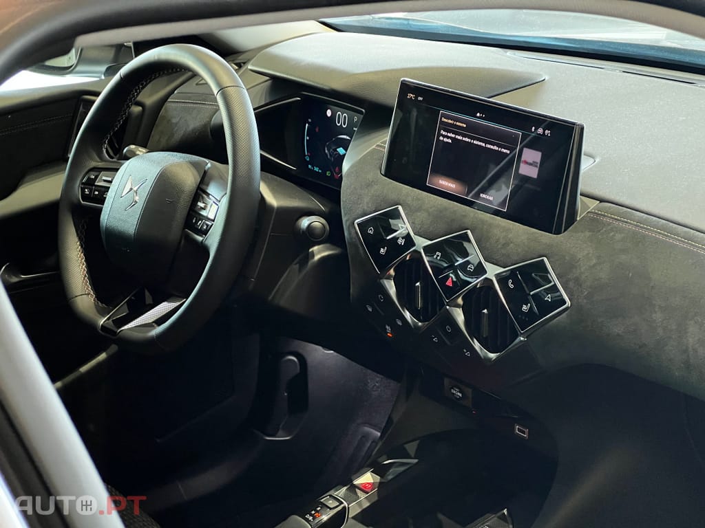 DS DS3 E-Tense Esprit de Voyage