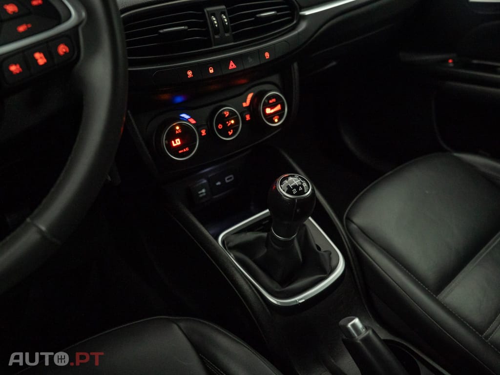 Fiat Tipo 1.3 M-Jet Lounge