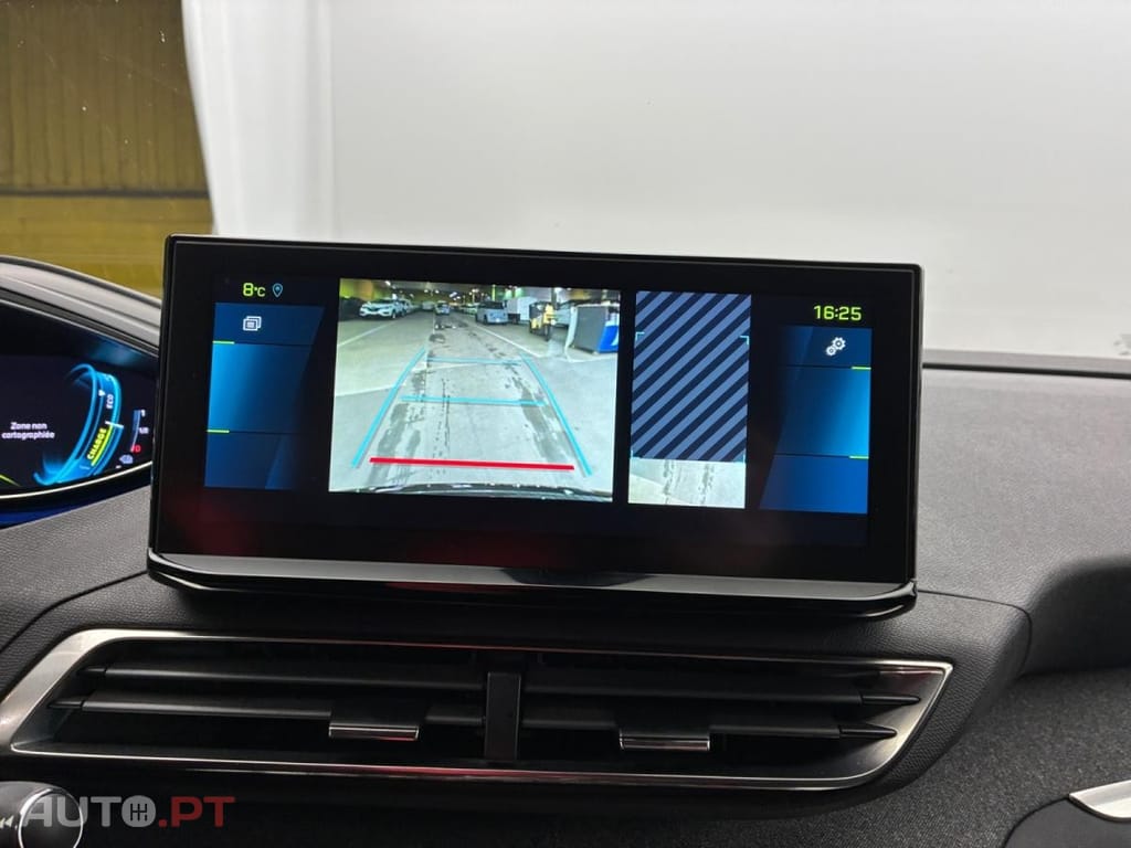 Peugeot 3008 1.6 Hybrid Allure Pack e-EAT8