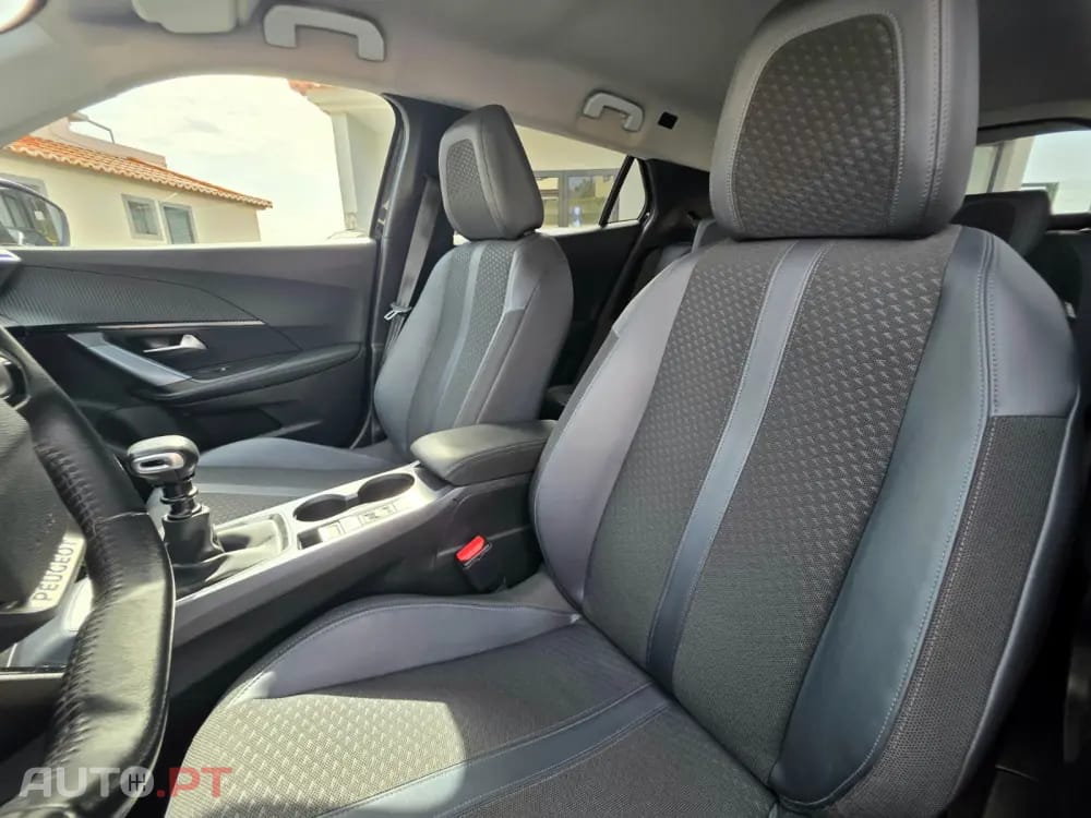 Peugeot 2008 1.2 PureTech GT Line
