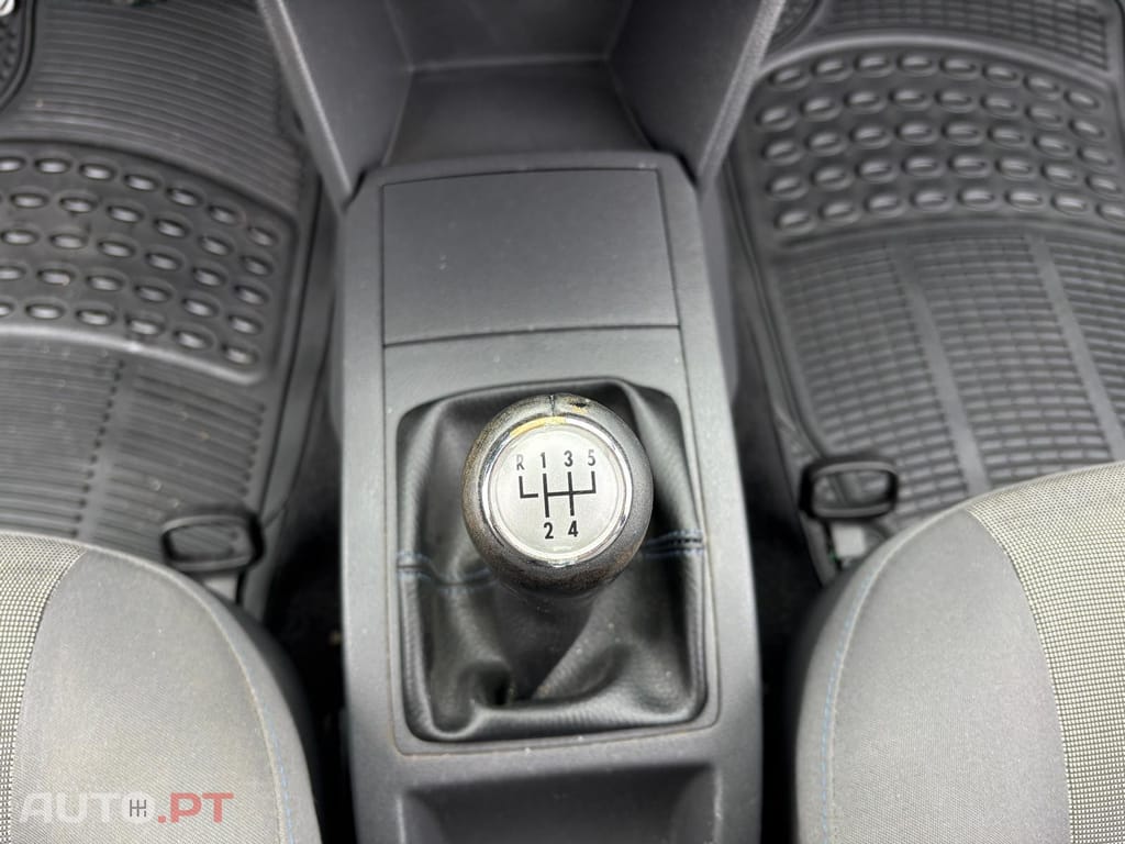 Volkswagen Polo 1.2 Live+