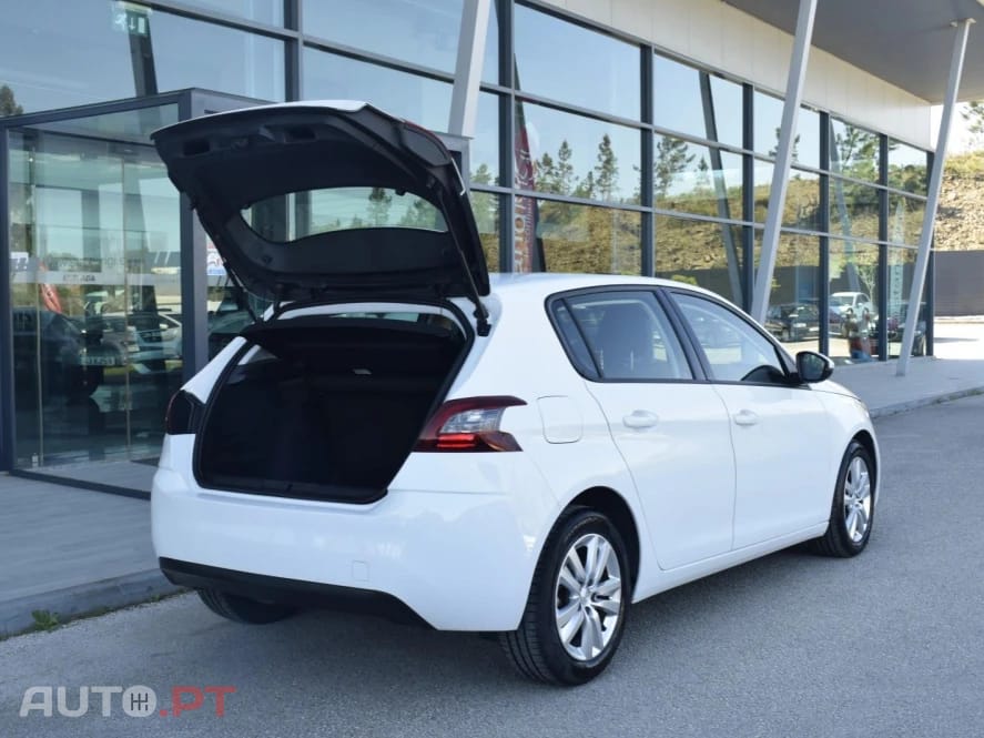 Peugeot 308 1.5 BlueHDi Business Line