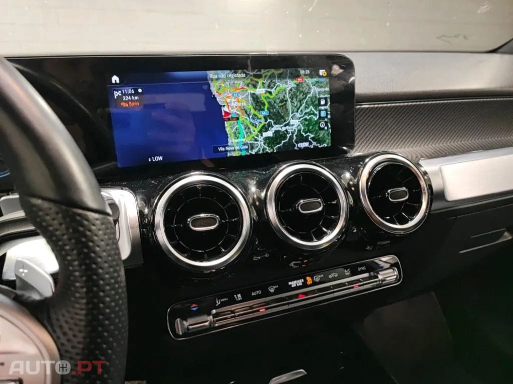 Mercedes-Benz GLB 200 d AMG Line
