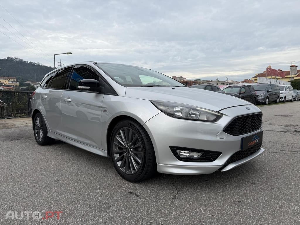 Ford Focus SW 1.0 EcoBoost MHEV ST-Line