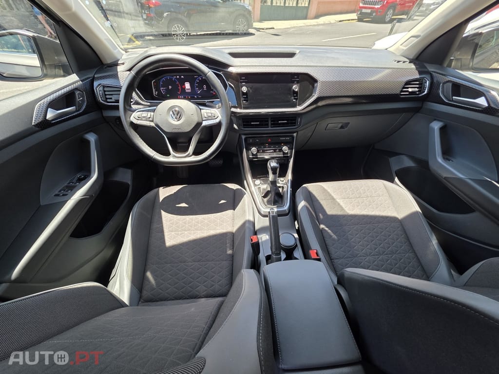 Volkswagen T-Cross 1.0 TSI Life DSG