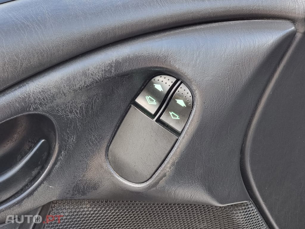 Ford Focus 1.4 X-Trend