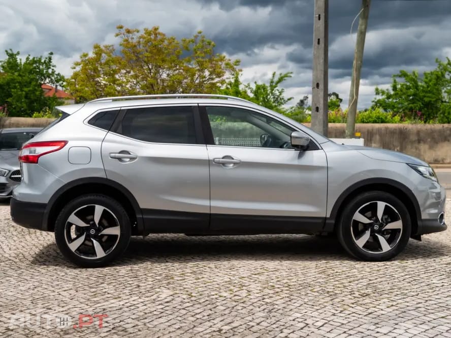 Nissan Qashqai 1.5 dCi N-Connecta