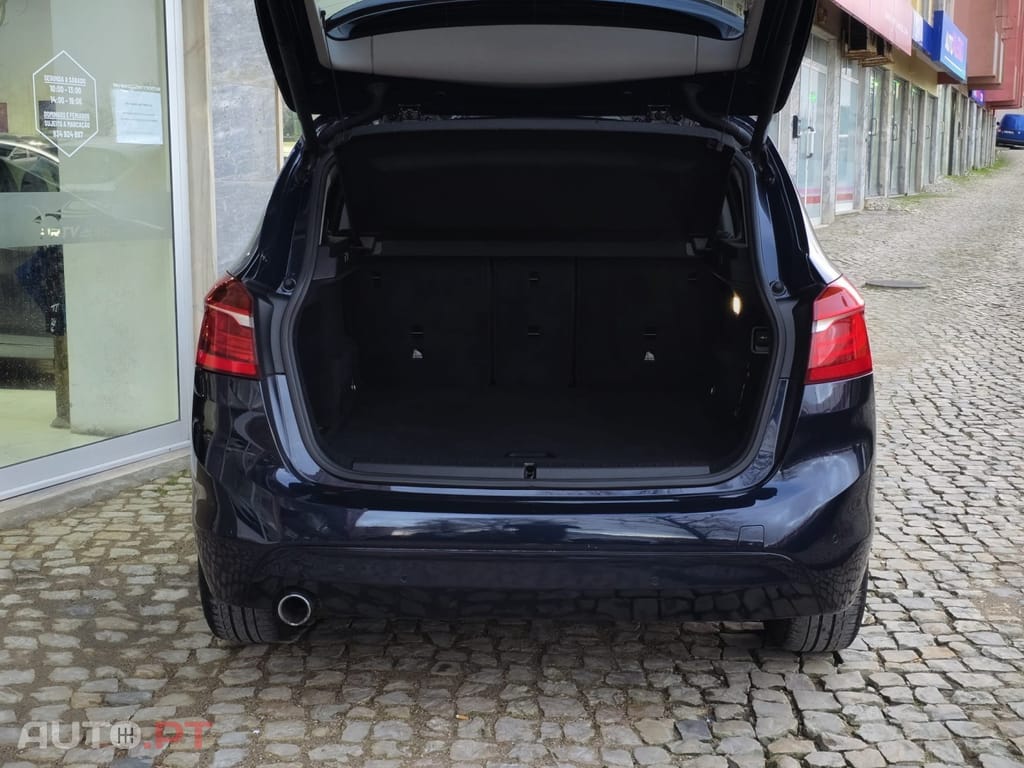 BMW 216 d Line Sport