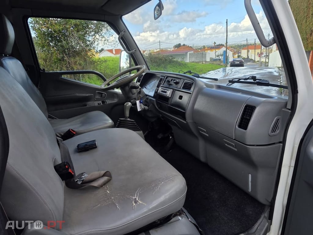 Mitsubishi Canter 2.8 D FE531E4SLEA5