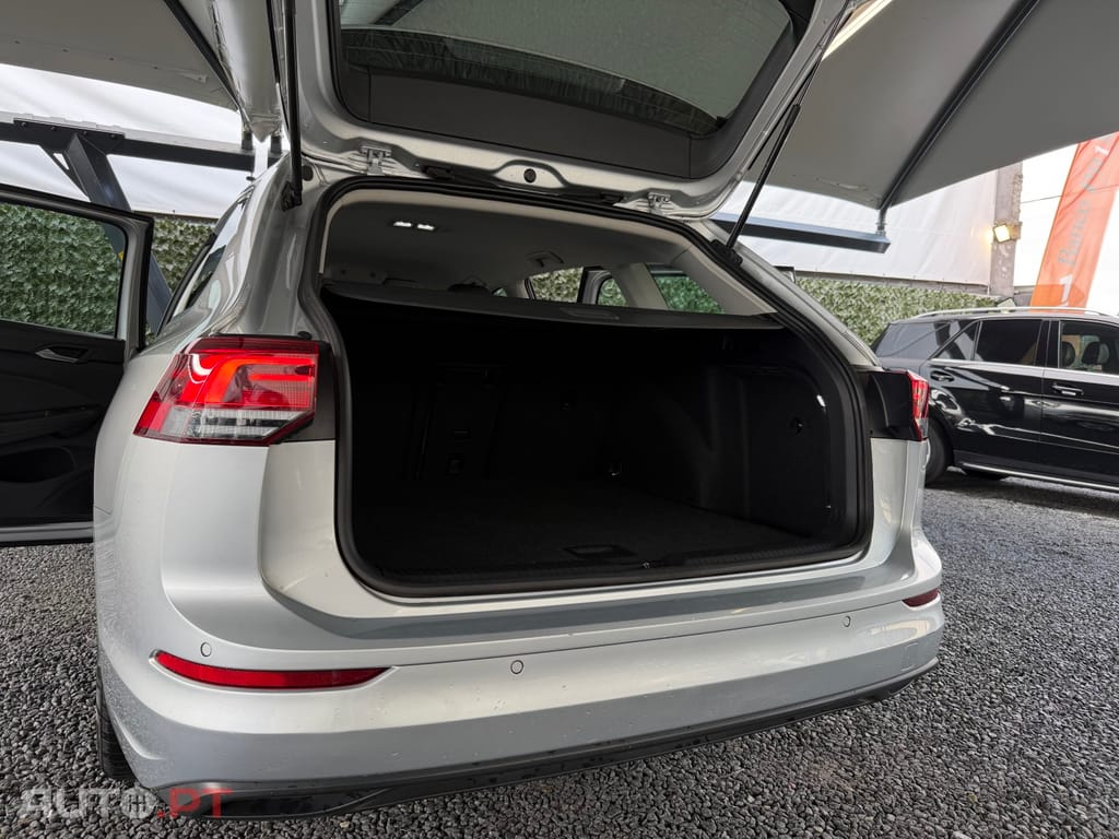 Volkswagen Golf Variant 1.0 TSI Confortline DSG