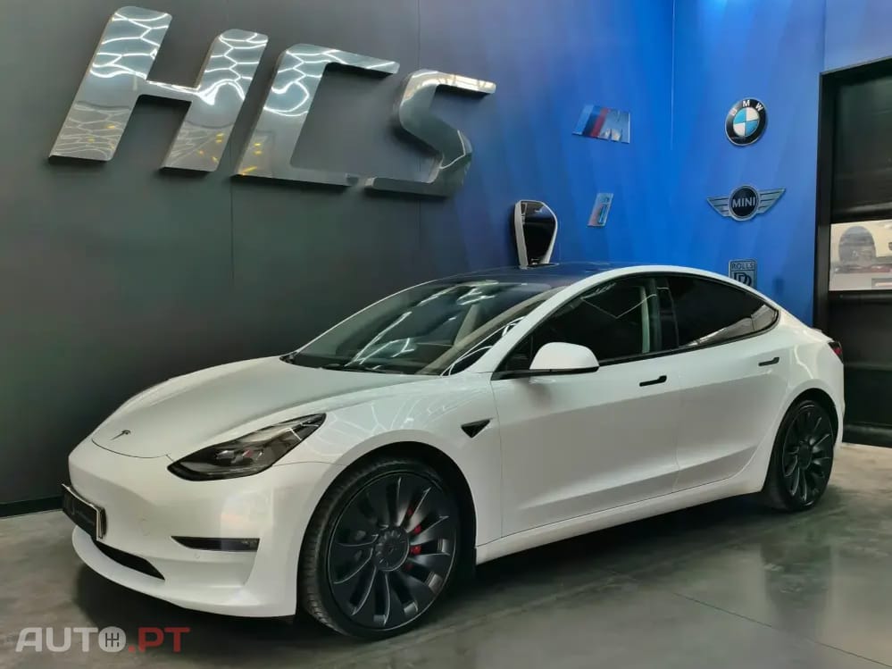 Tesla Model 3 Performance Tração Integral