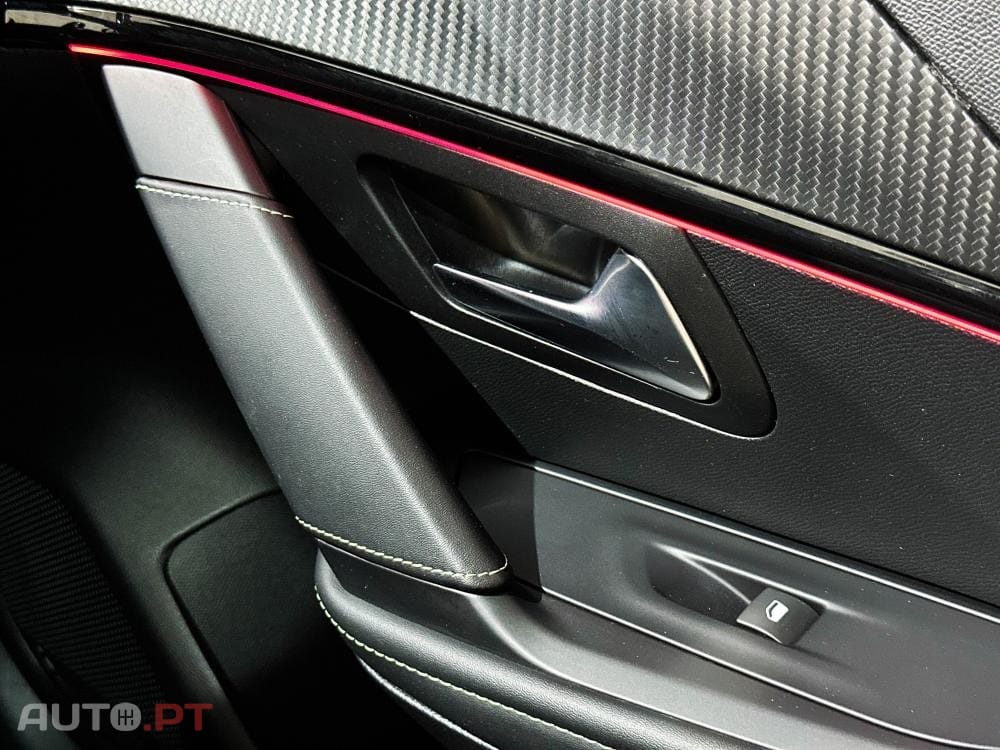 Peugeot E-208 50 kWh GT Pack