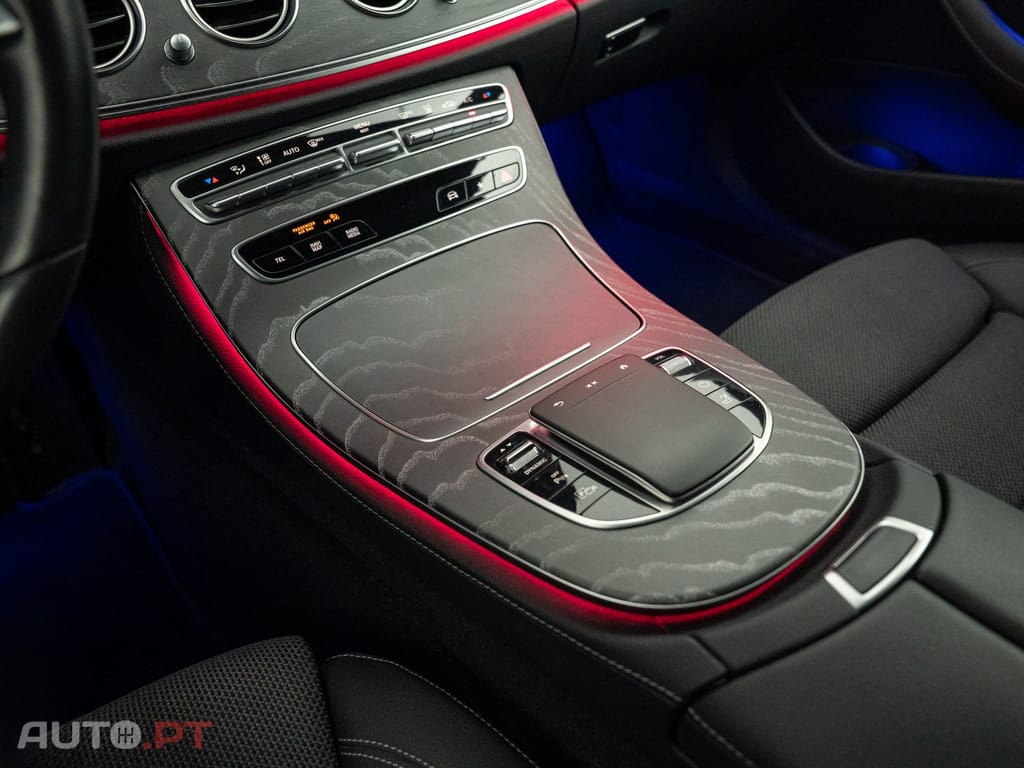 Mercedes-Benz E 300 de Avantgarde