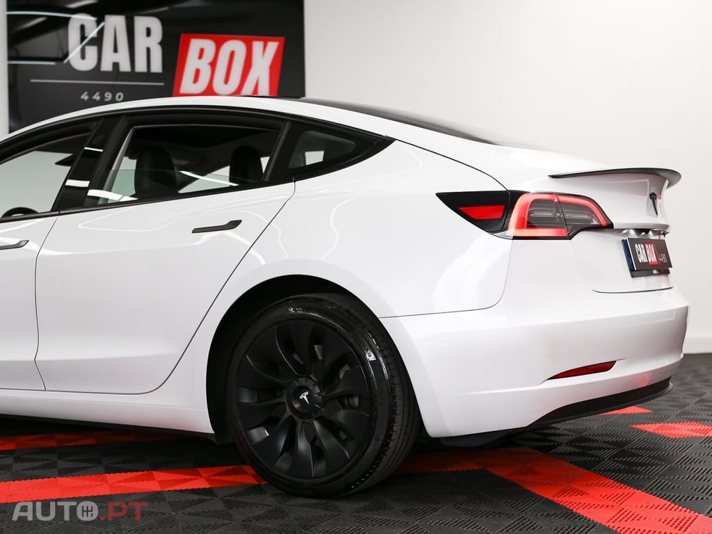 Tesla Model 3 Long Range Tração Integral Premium