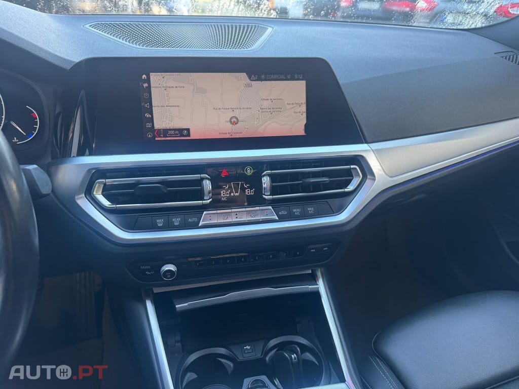 BMW 318 d Line Luxury Auto