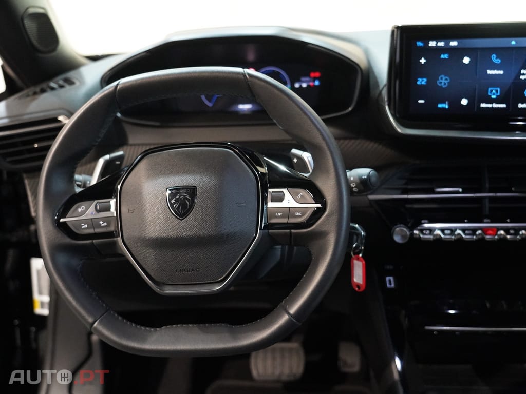 Peugeot 2008 1.2 Hybrid Allure e-DCS6