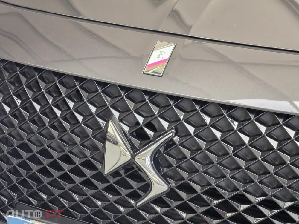 DS DS7 Crossback E-Tense Performance Line EAT8