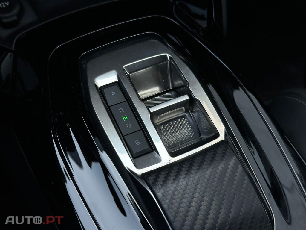 Peugeot E-208 50 kWh GT
