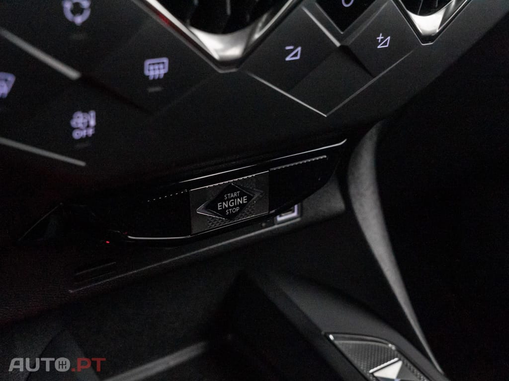 DS DS3 E-Tense Bastille