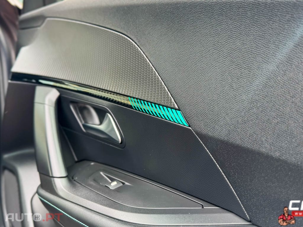 Peugeot 2008 1.5 BlueHDi Allure Pack