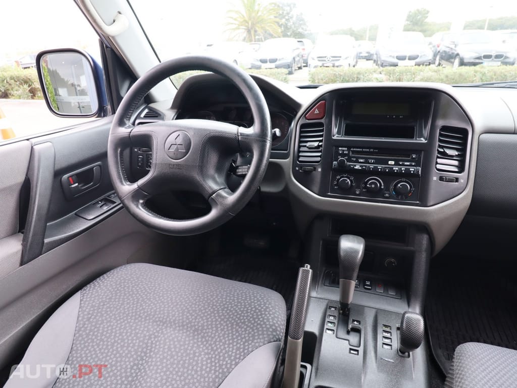 Mitsubishi Pajero 3.2 DI-D GLS ABS+CA