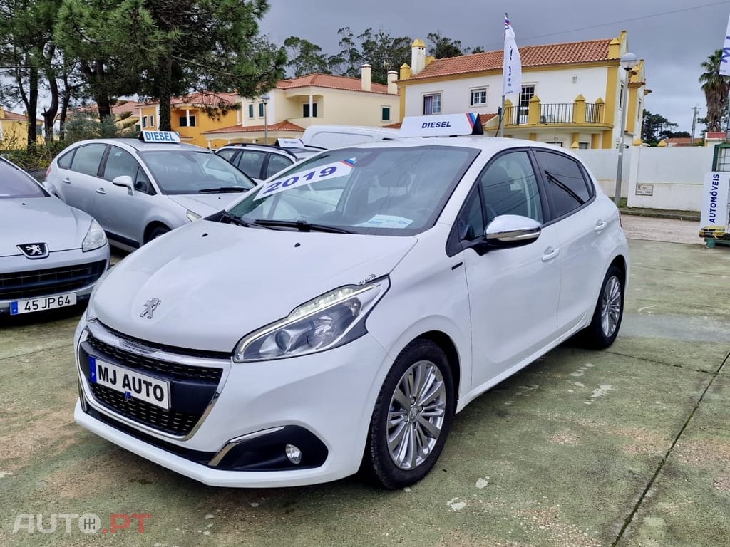 Peugeot 208 1.5 BlueHDi Signature