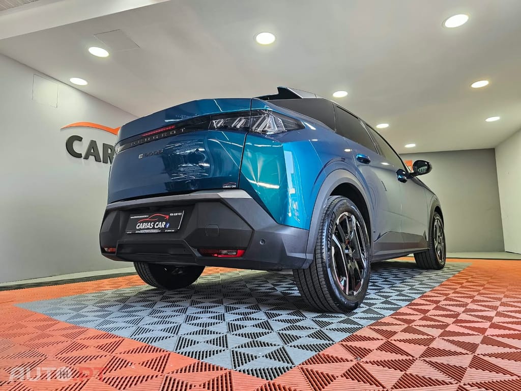 Peugeot E-3008 73 kWh Allure
